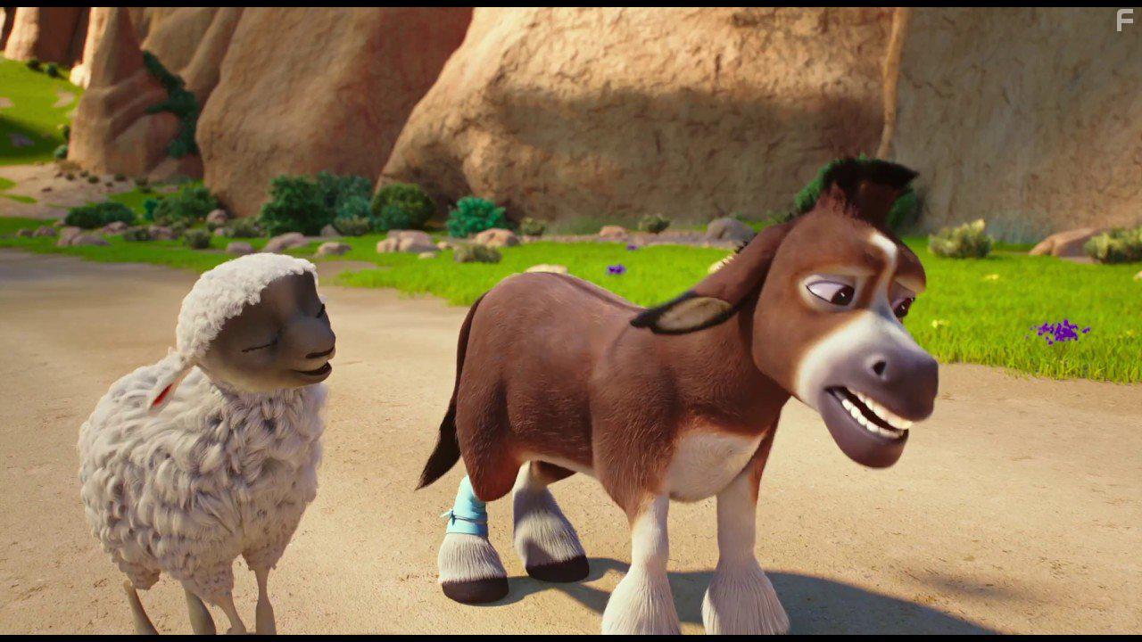 Steven Yeun and Aidy Bryant in The Star (2017)