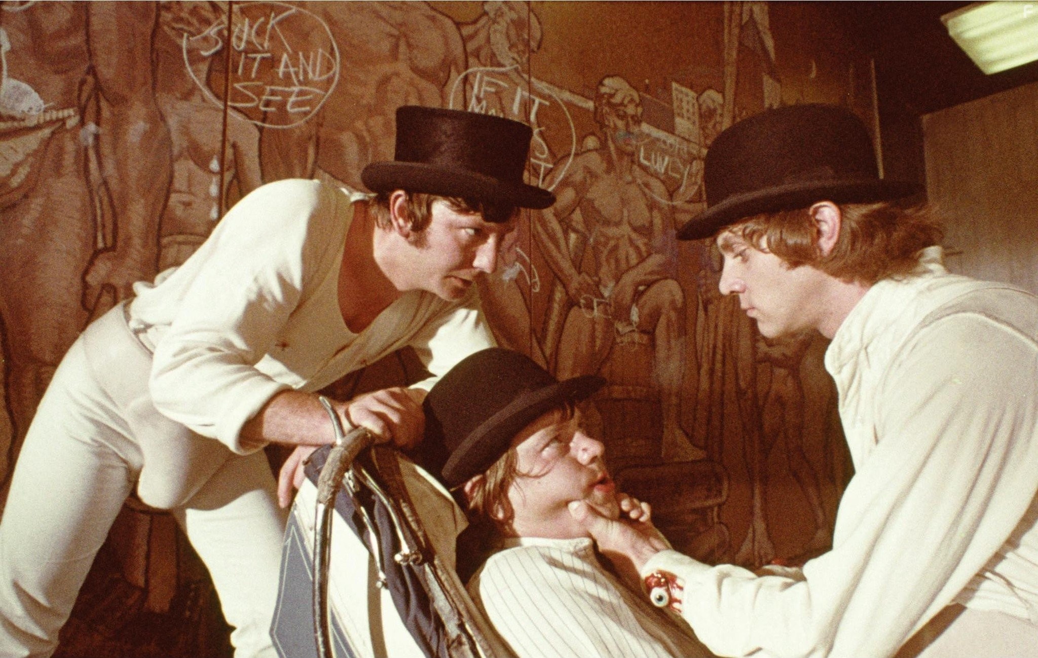 Malcolm McDowell, Warren Clarke, and James Marcus in Заводной апельсин (1971)