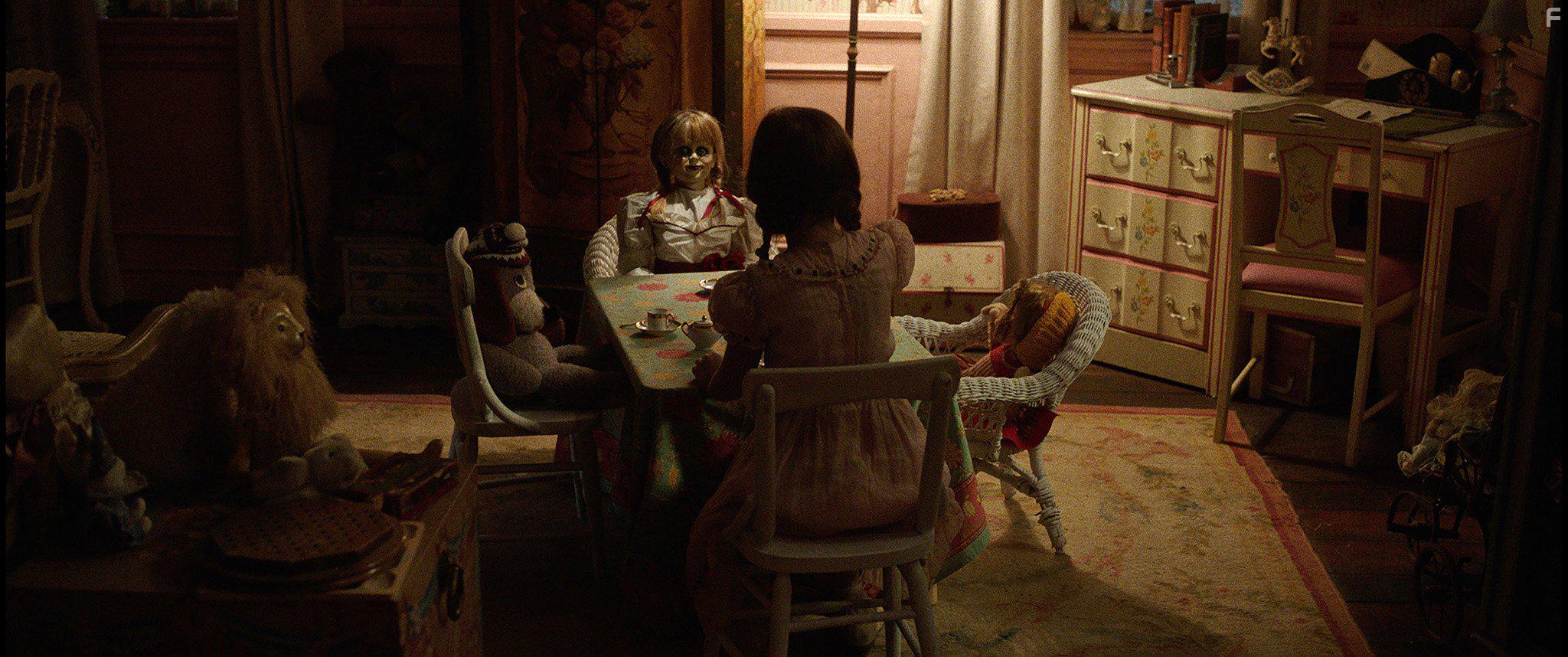 Samara Lee in Annabelle: Creation (2017)