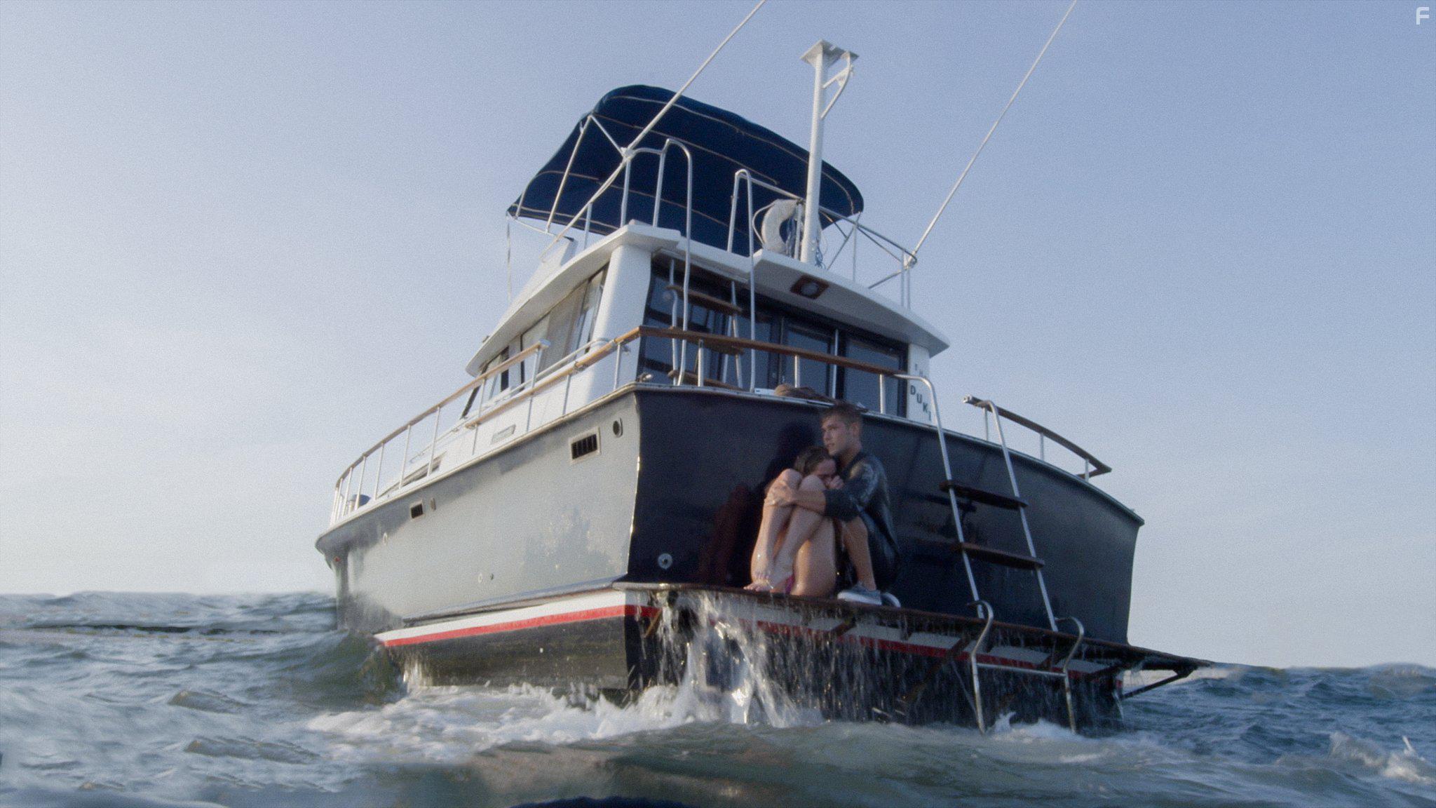 Saxon Sharbino and Mason Dye in Hunter's Cove (2017)