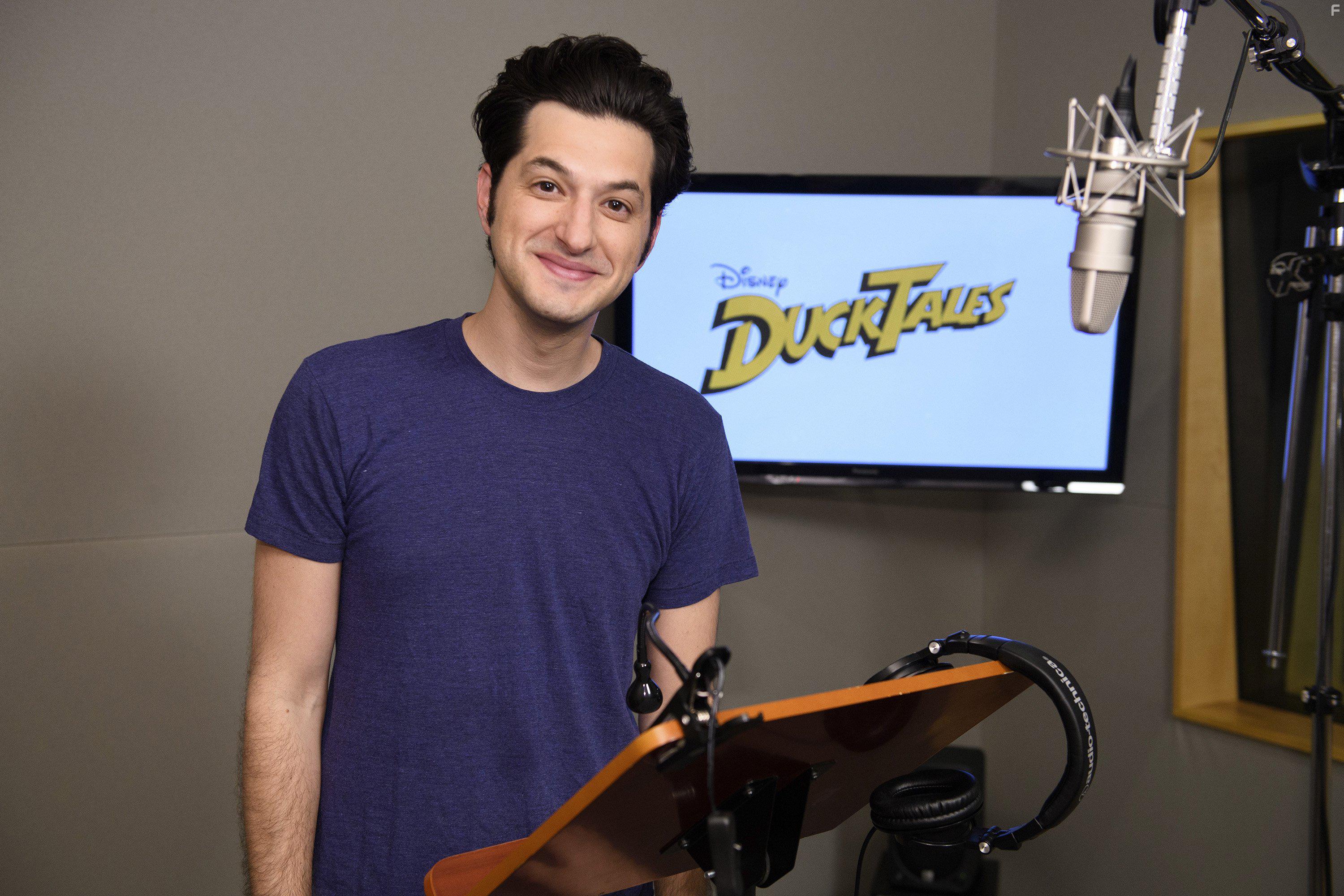 Ben Schwartz in DuckTales (2017)