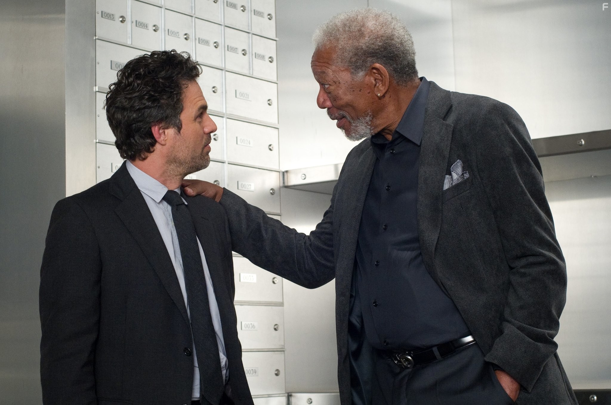 Morgan Freeman and Mark Ruffalo in Иллюзия обмана (2013)