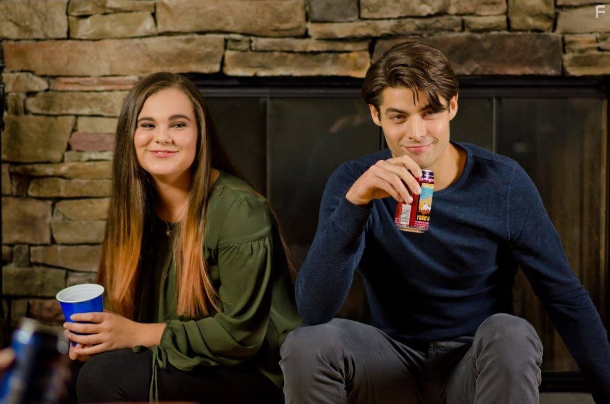 Andrew Rogers and Makayla Howard in What Happened Last Night (2016)