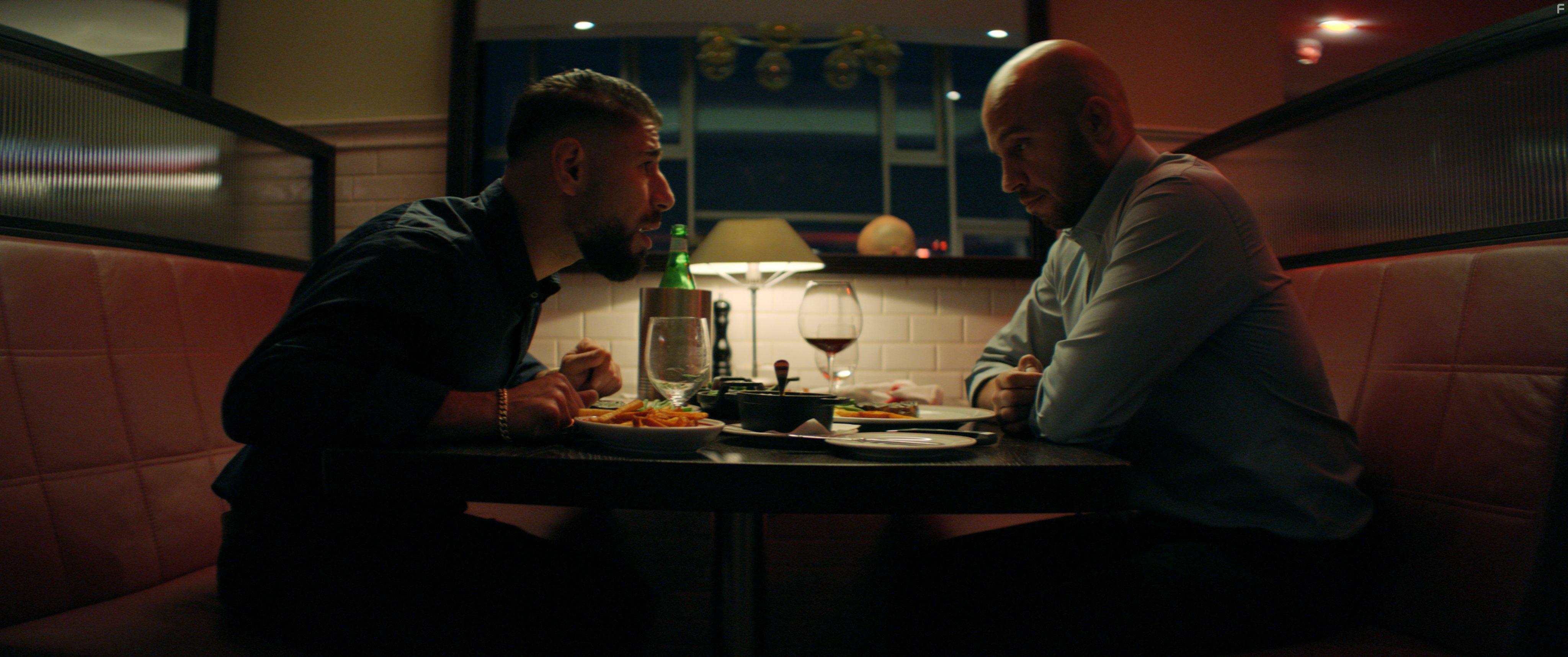 Dar Salim and Ali Sivandi in Underverden (2017)