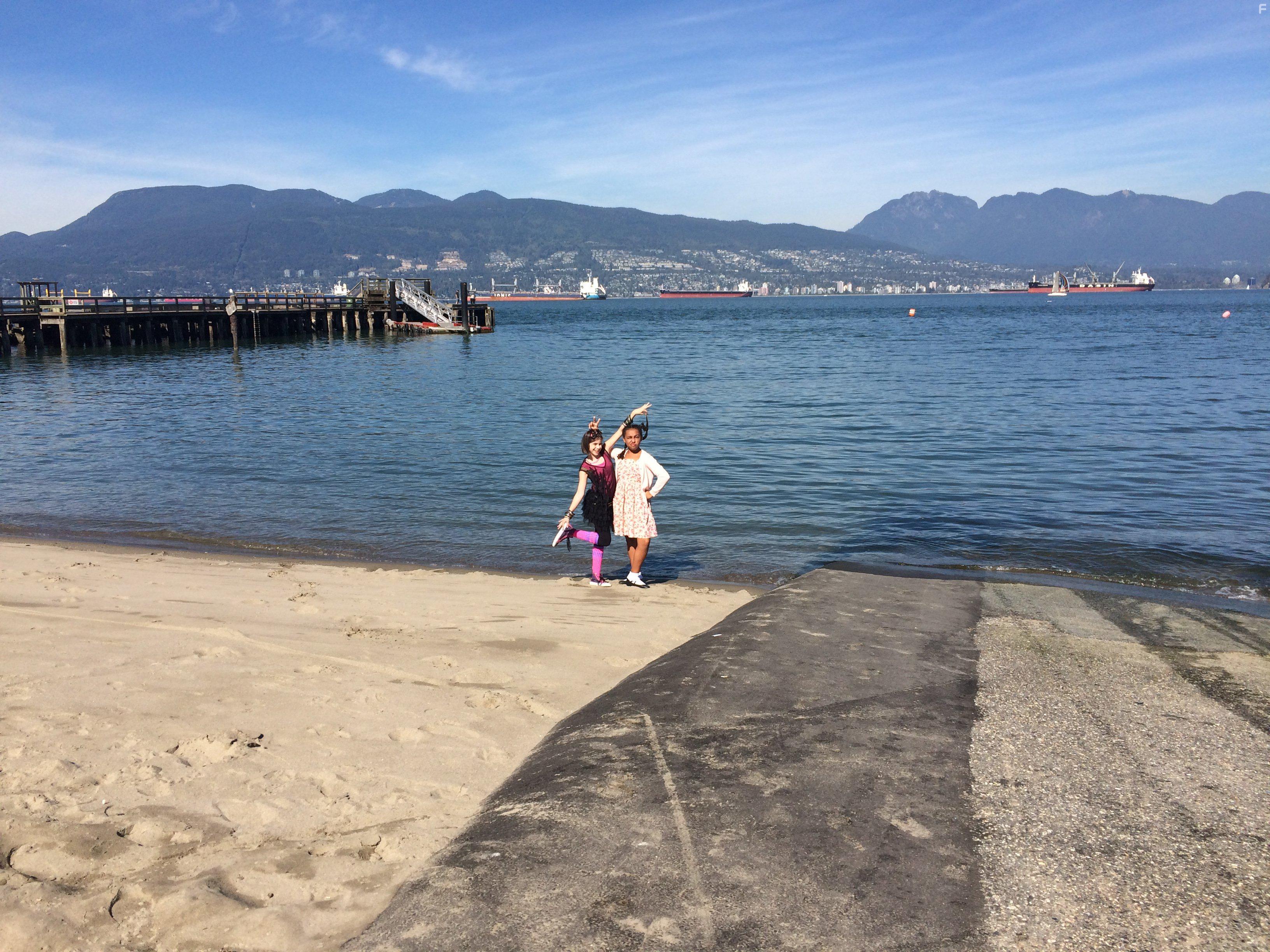 Grace Capeless and Gabriella Pizzolo in Beaches (2017)