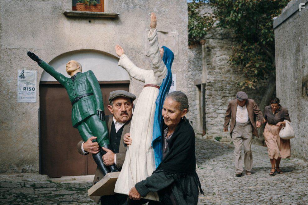 Aurora Quattrocchi in In guerra per amore (2016)