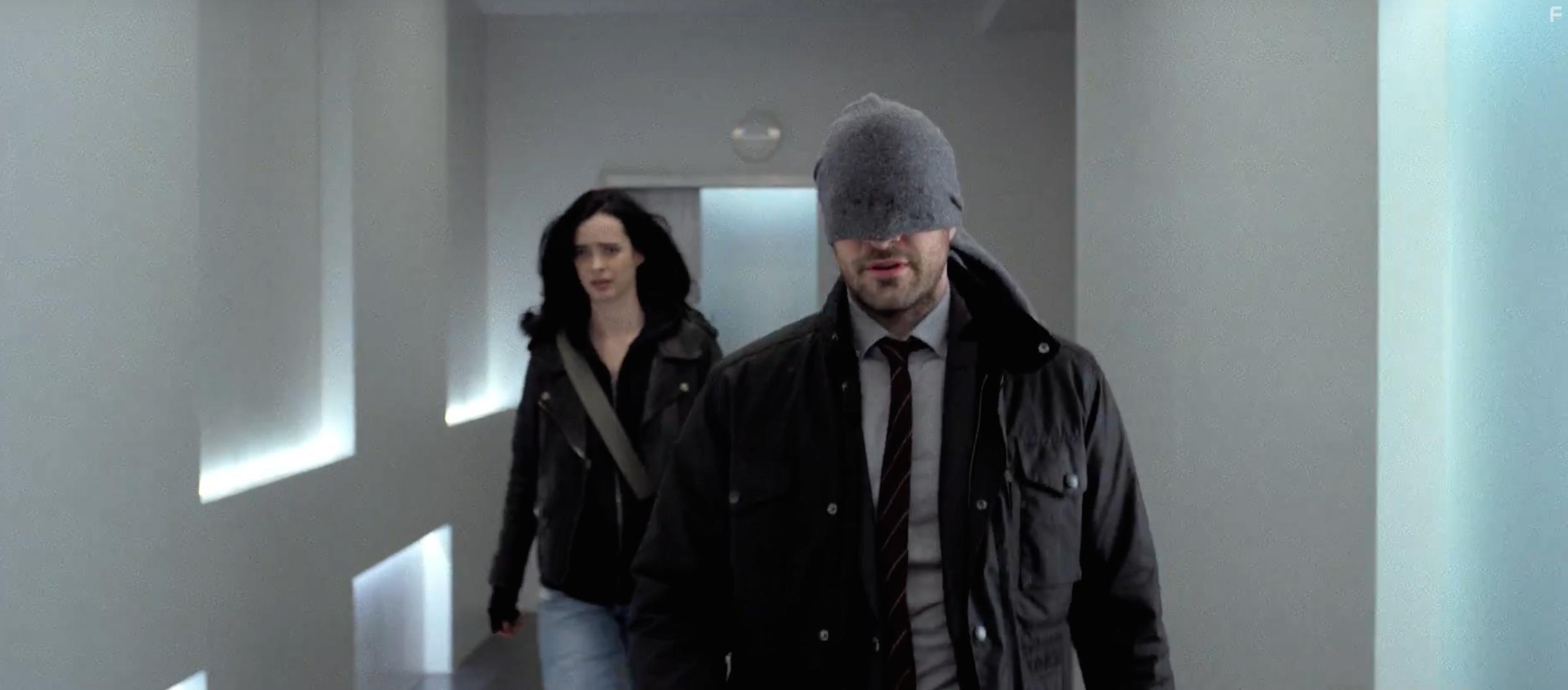 Charlie Cox and Krysten Ritter in The Defenders (2017)