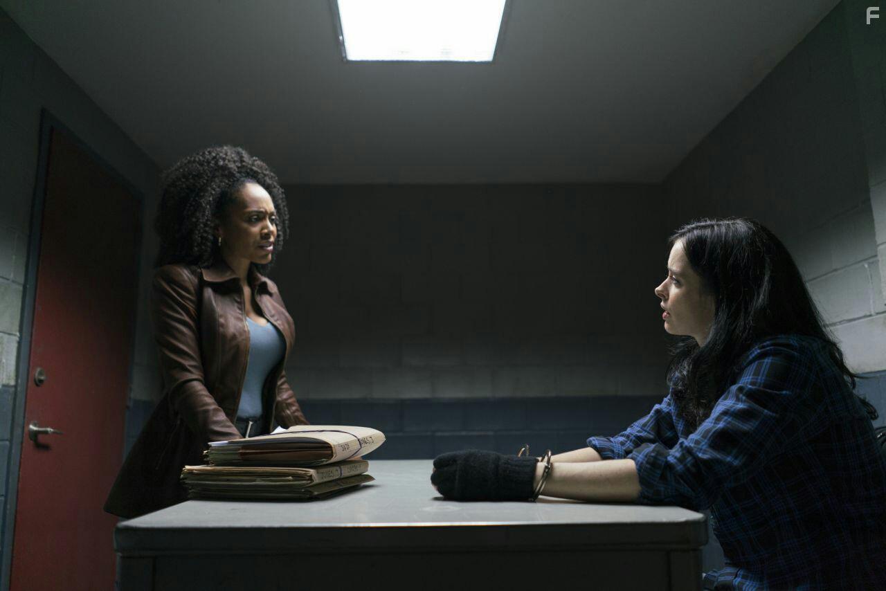 Krysten Ritter and Simone Missick in The Defenders (2017)