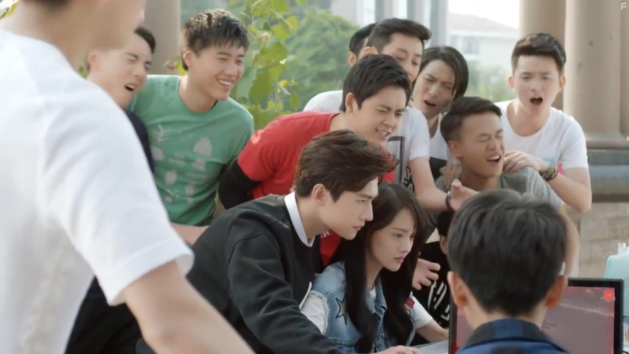 Yang Yang and Shuang Zheng in Love O2O (2016)