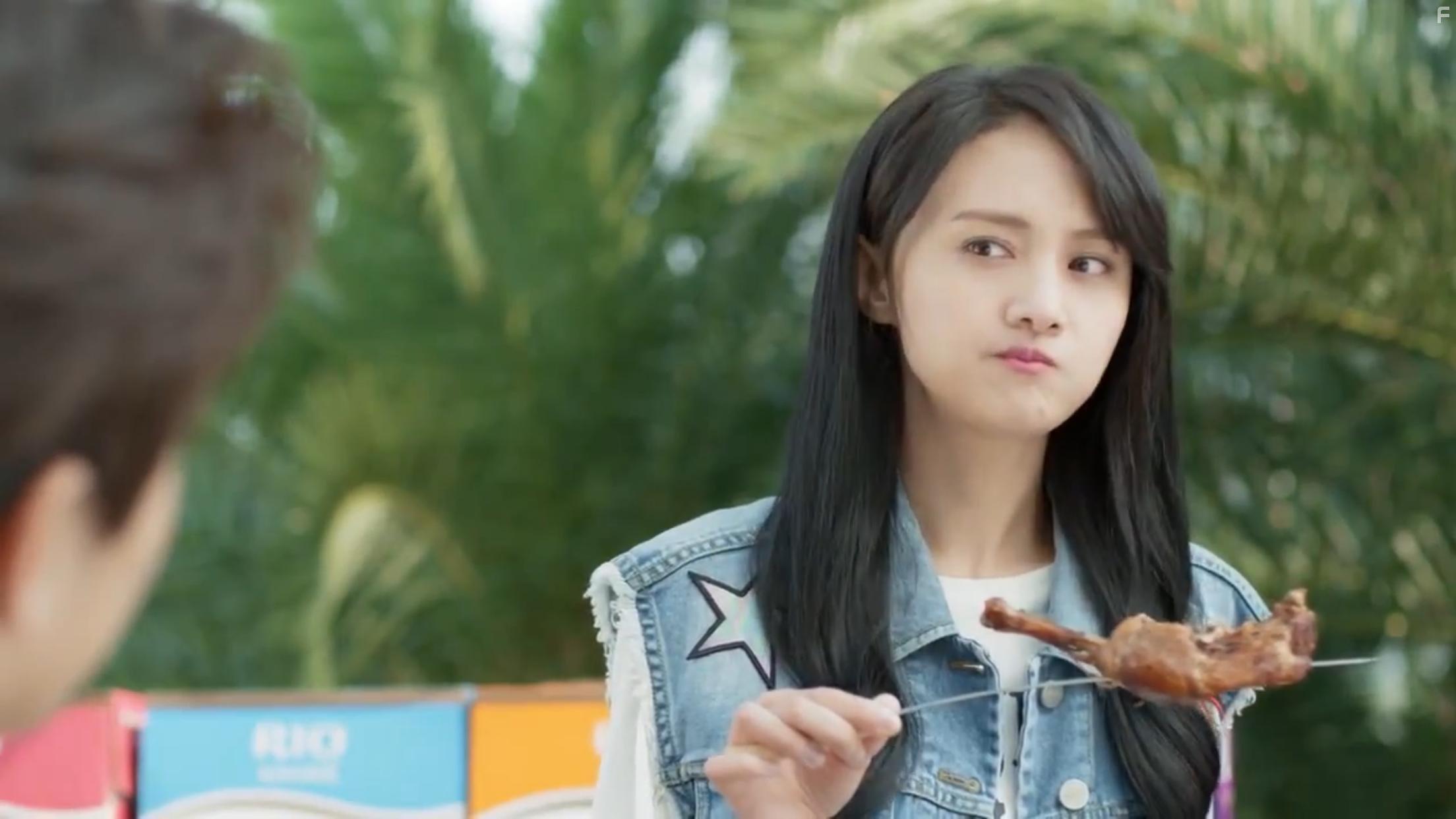 Shuang Zheng in Love O2O (2016)