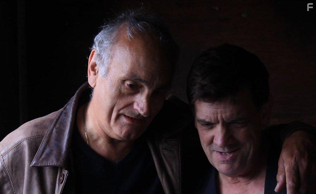 Sidney Kean and James Osborne in Hatton Garden the Heist (2016)