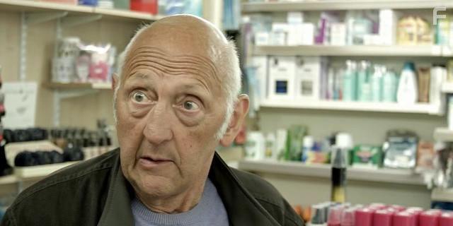 Sidney Kean in Hatton Garden the Heist (2016)