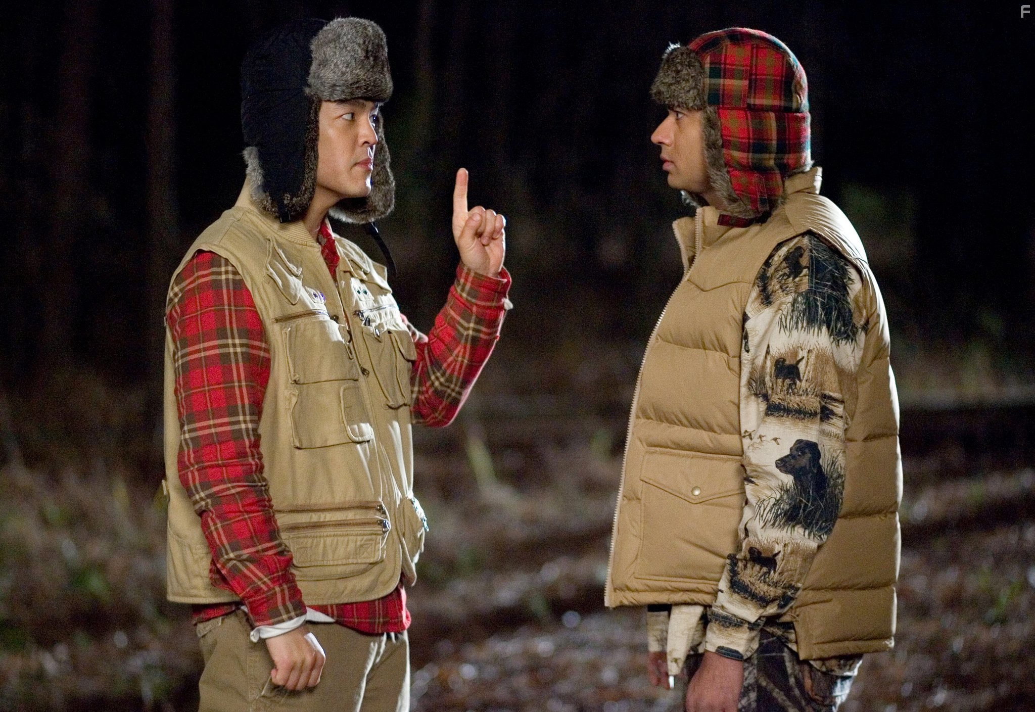 John Cho and Kal Penn in Гарольд и Кумар: Побег из Гуантанамо (2008)