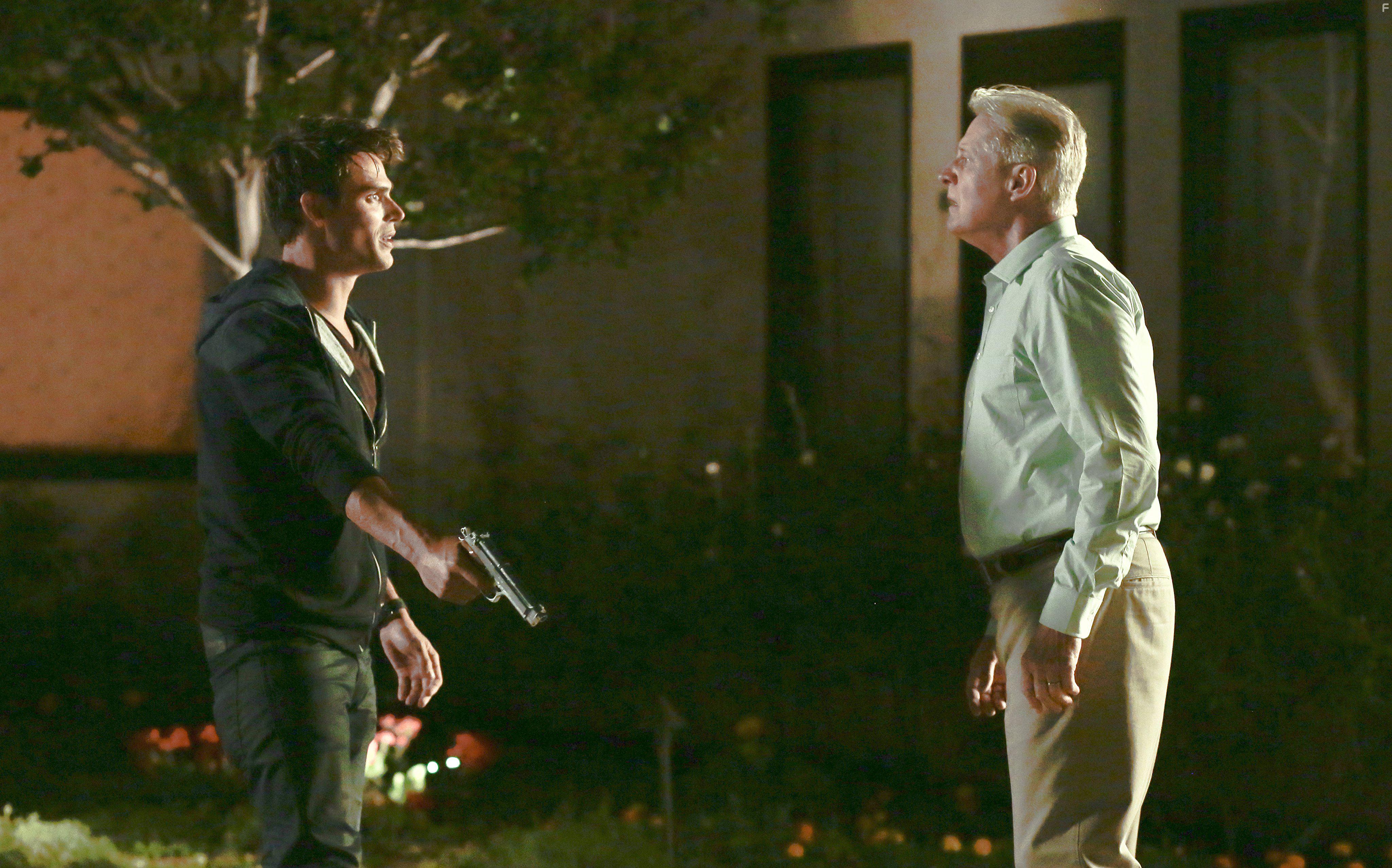 Bruce Boxleitner and Mark Grossman in Double Mommy (2016)