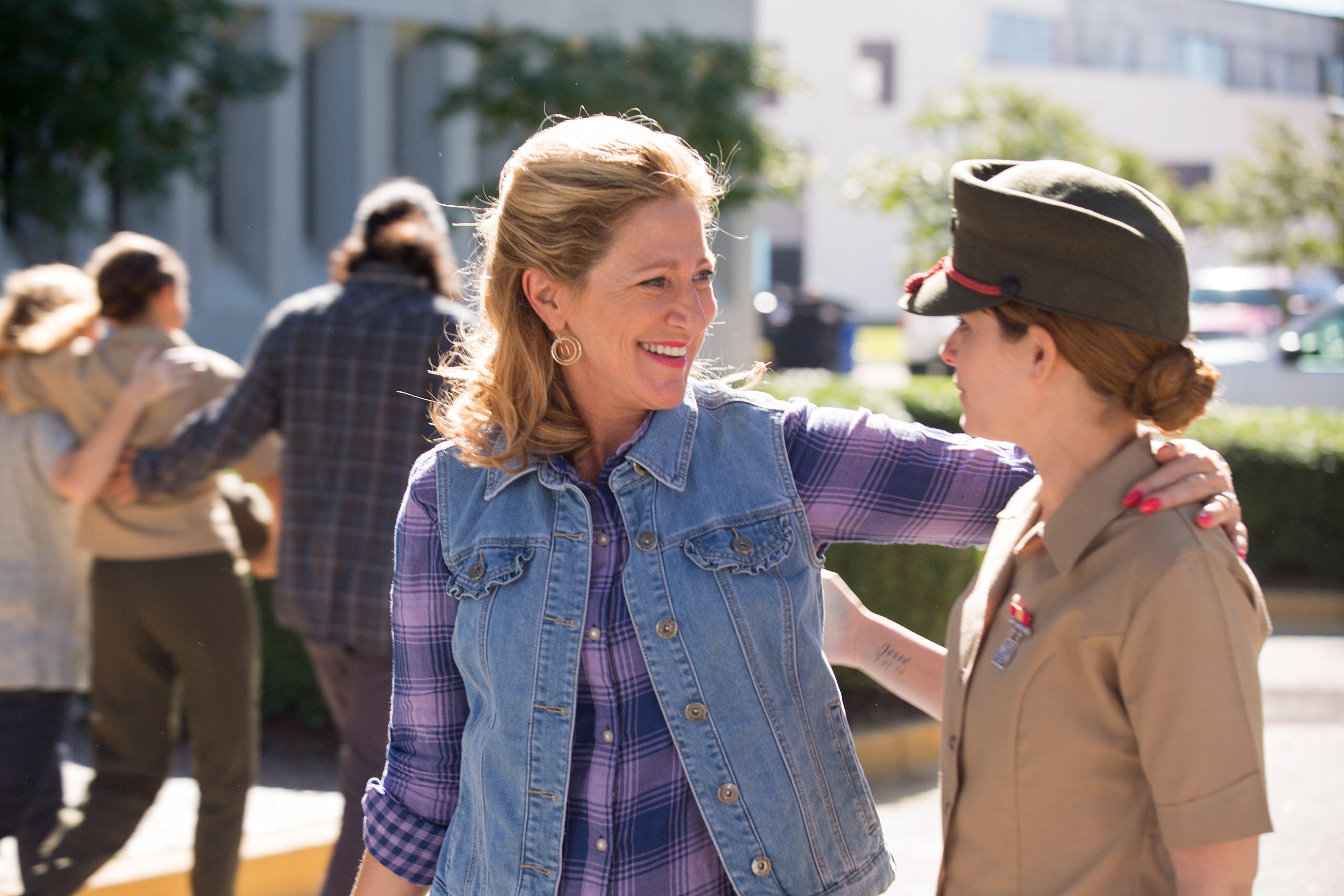 Edie Falco and Kate Mara in Megan Leavey (2017)