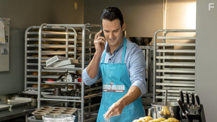 Eric Aragon in Pumpkin Pie Wars (2016)