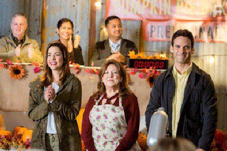 Julie Gonzalo and Eric Aragon in Pumpkin Pie Wars (2016)