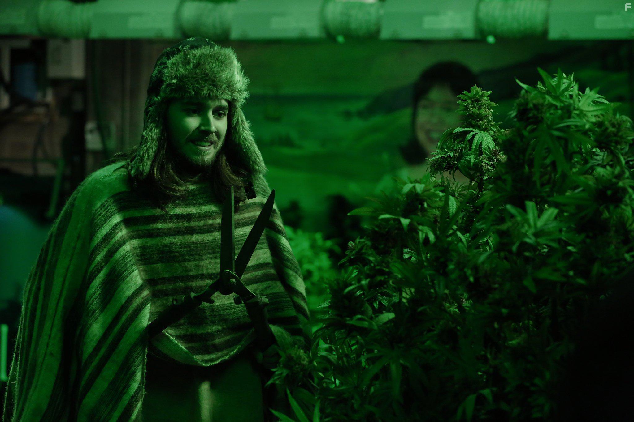 Dougie Baldwin in Disjointed (2017)