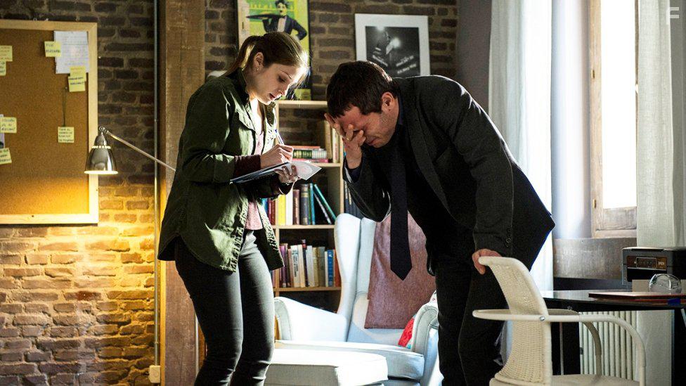 Pablo Derqui and Meritxell Calvo in Pulsaciones (2016)