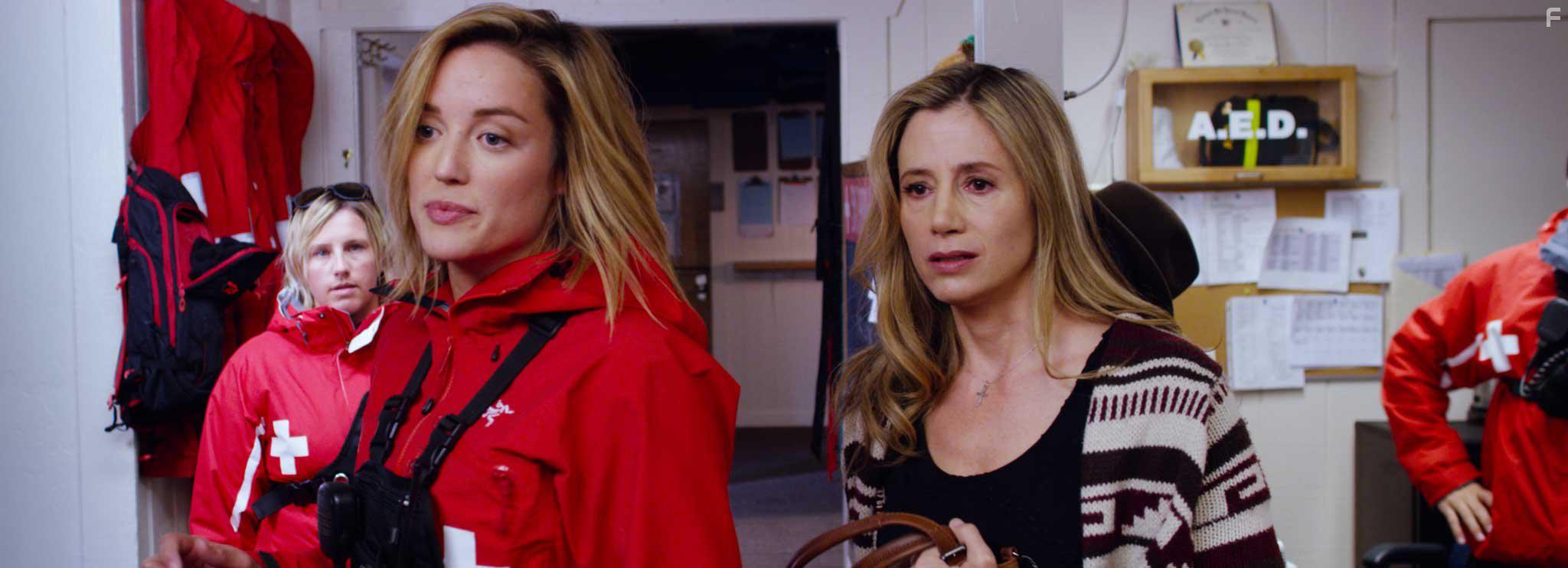 Mira Sorvino and Sarah Dumont in 6 Below: Miracle on the Mountain (2017)