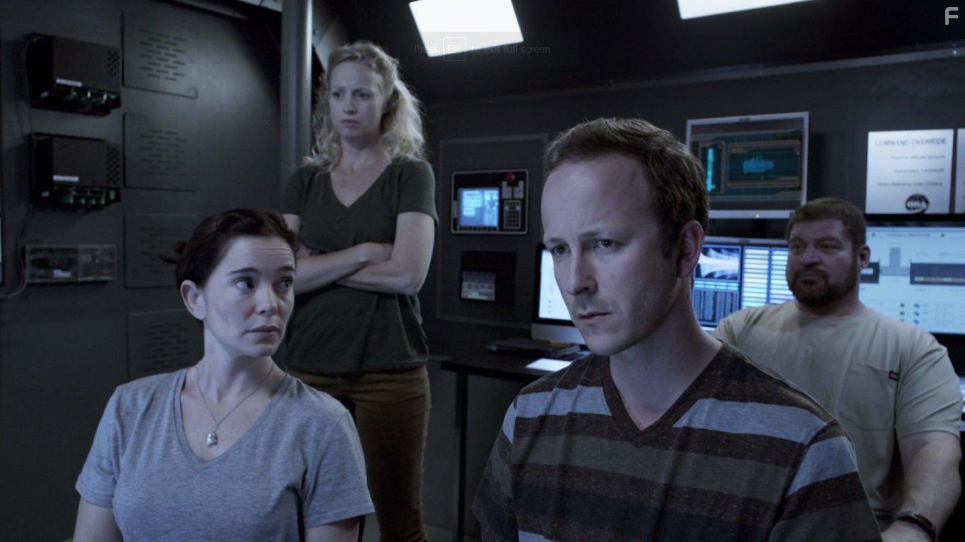 Brad William Henke, Marguerite Moreau, Anna Lise Phillips, and Christopher Redman in The Tank (2017)
