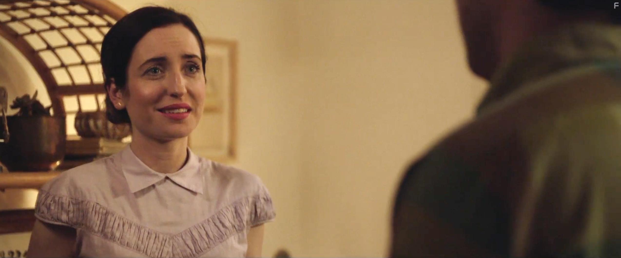 Adam Pally and Zoe Lister-Jones in Band Aid (2017)