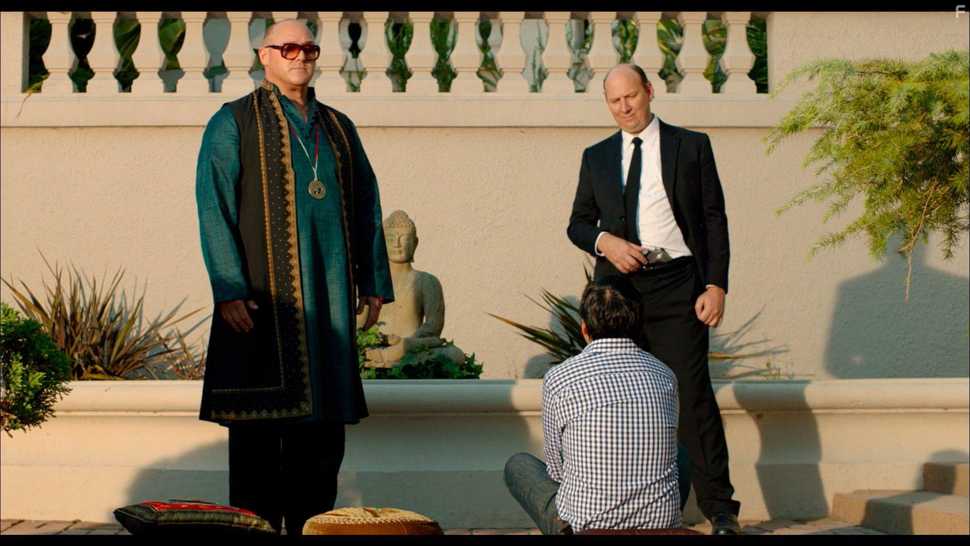 Will Sasso and Dan Bakkedahl in Killing Hasselhoff (2017)