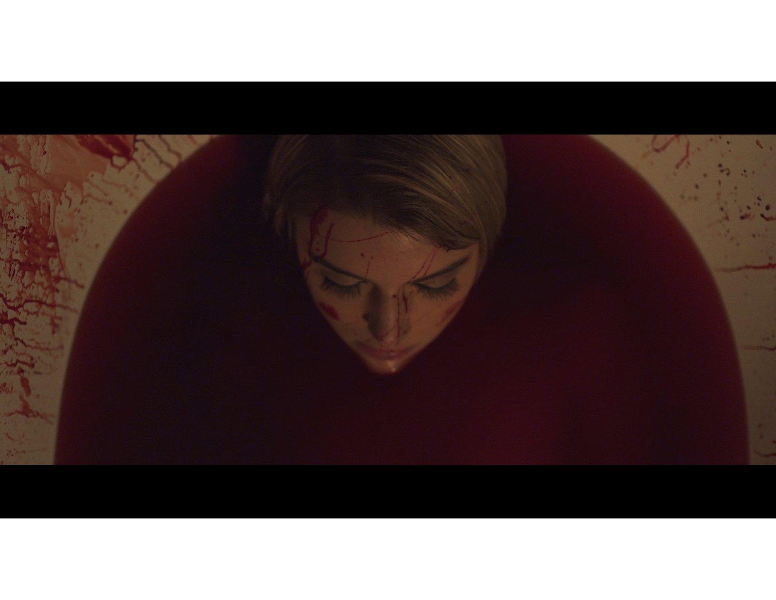 Valerie Lynn Smith in Ryde (2016)