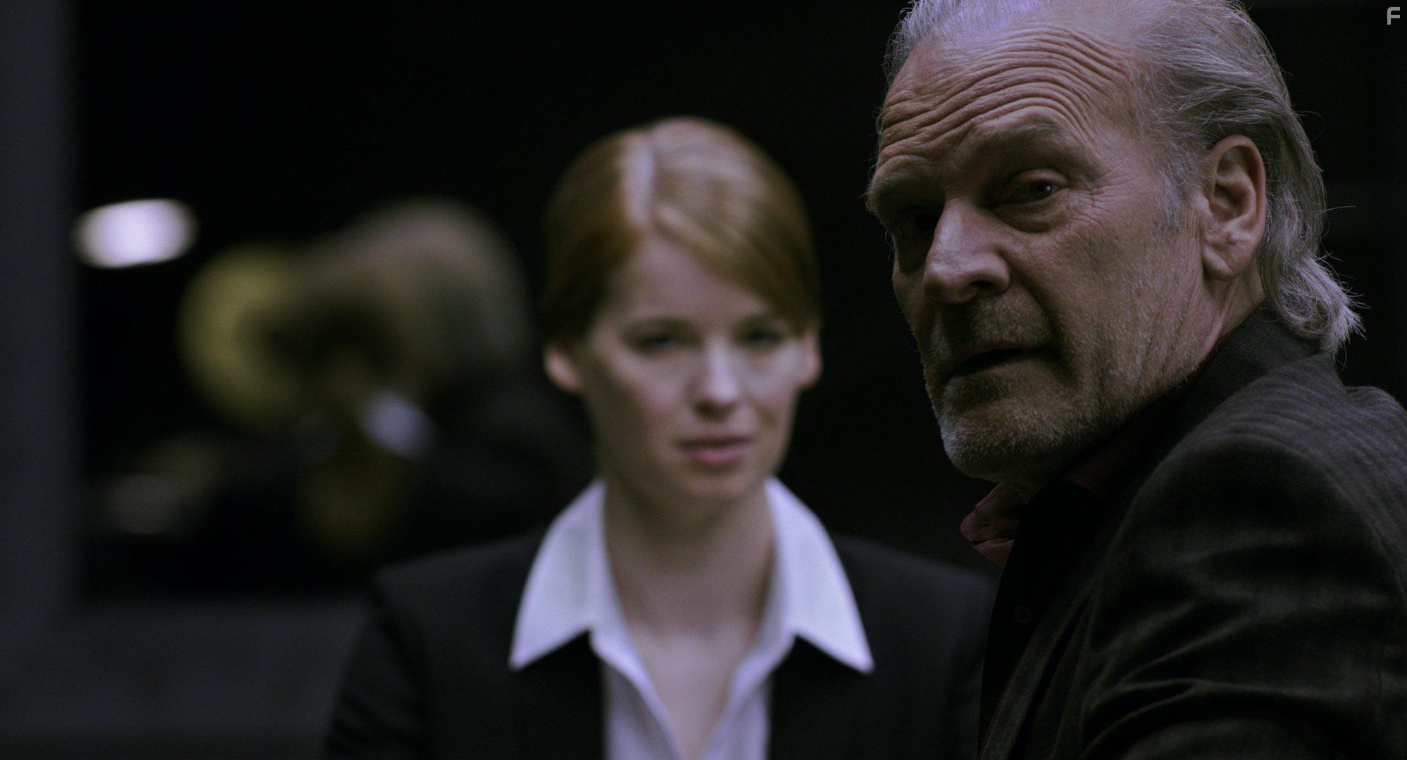 Llus Homar and Christy Escobar in Anomalous (2016)