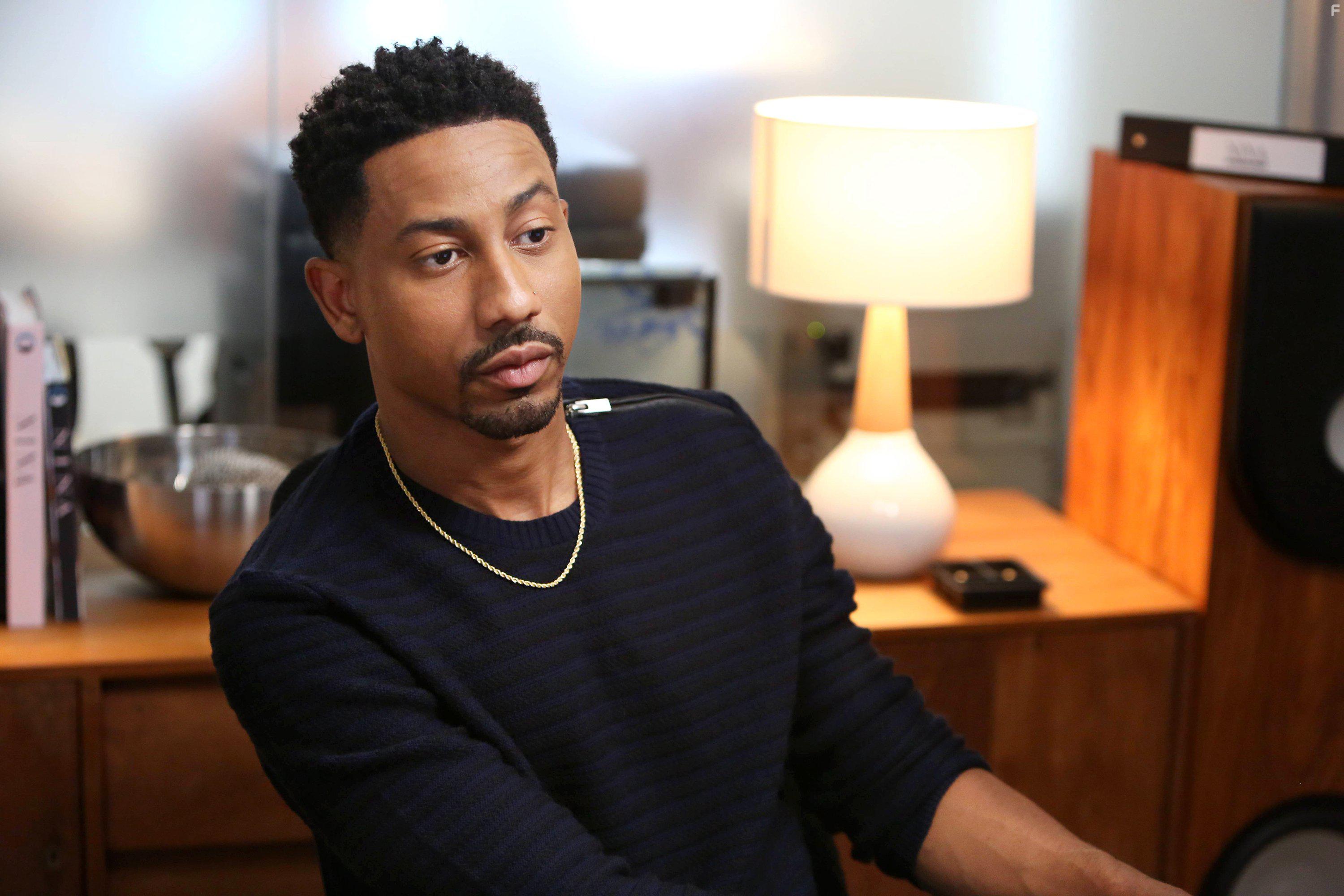 Brandon T. Jackson in Love by the 10th Date (2017)