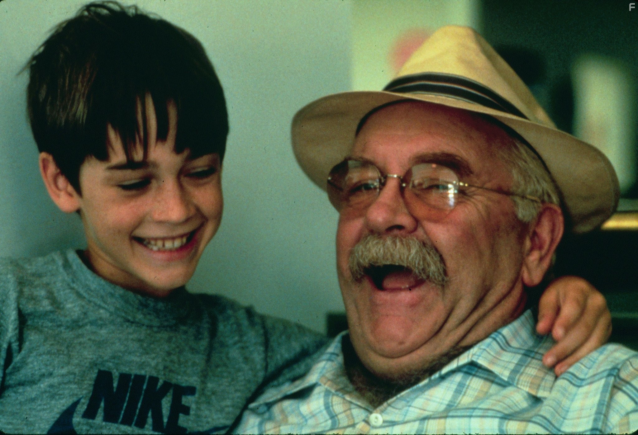 Wilford Brimley and Barret Oliver in Кокон (1985)