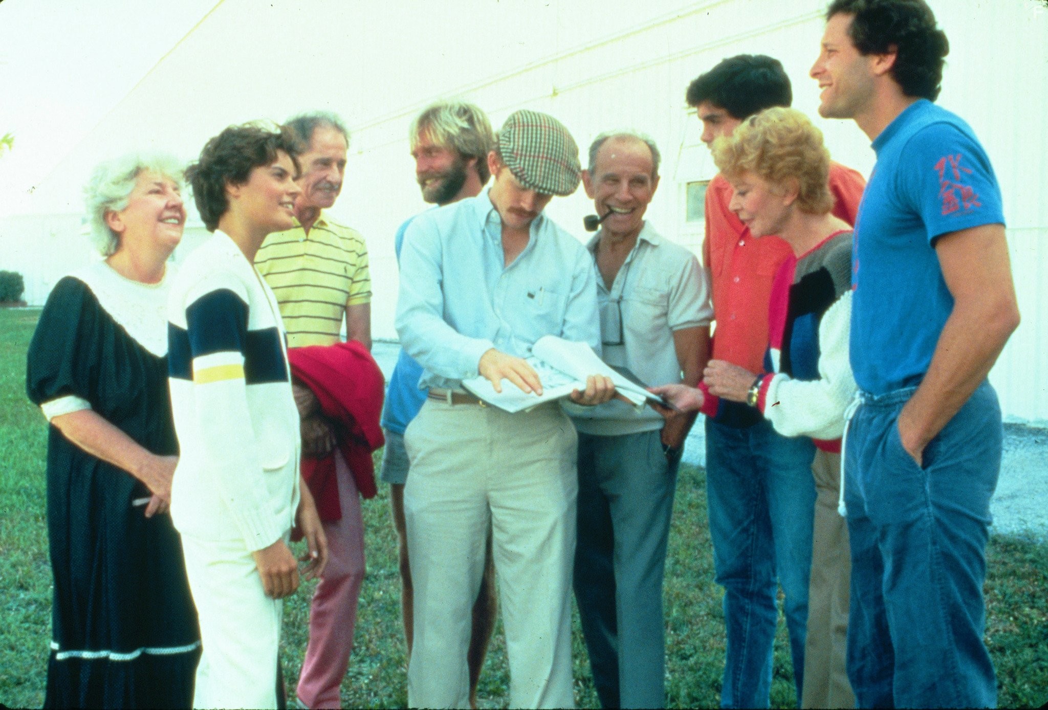Ron Howard, Steve Guttenberg, Don Ameche, Hume Cronyn, Tahnee Welch, and Maureen Stapleton in Кокон (1985)