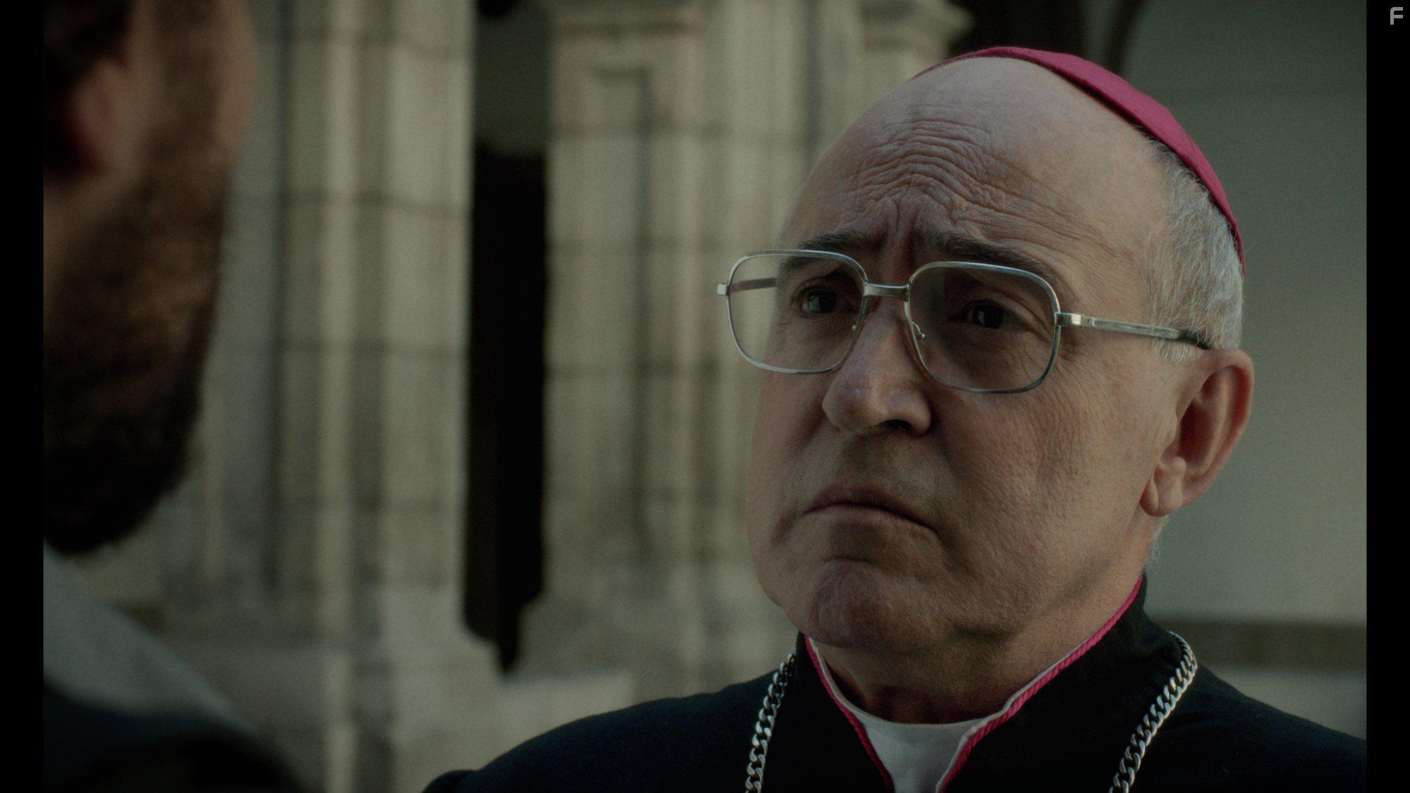 Juan Calot in El apstata (2015)