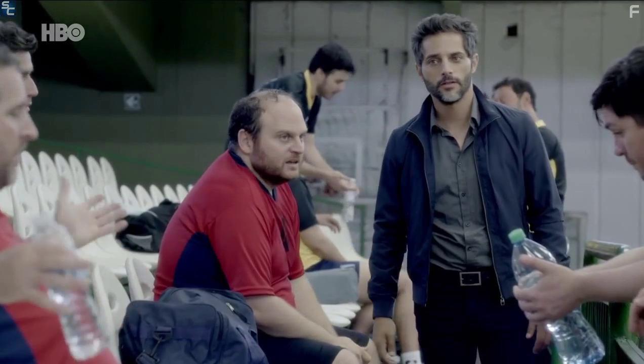 Joaqun Furriel and Alan Sabbagh in El Jardn de Bronce (2017)