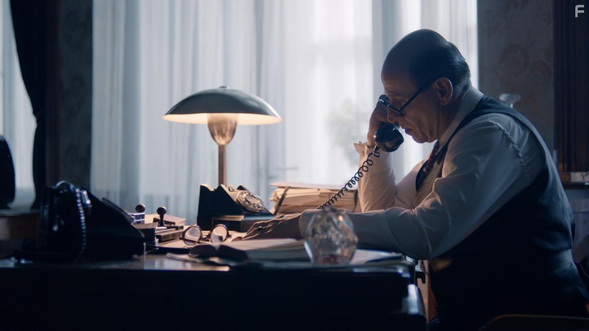 Karel Roden in Masaryk (2016)