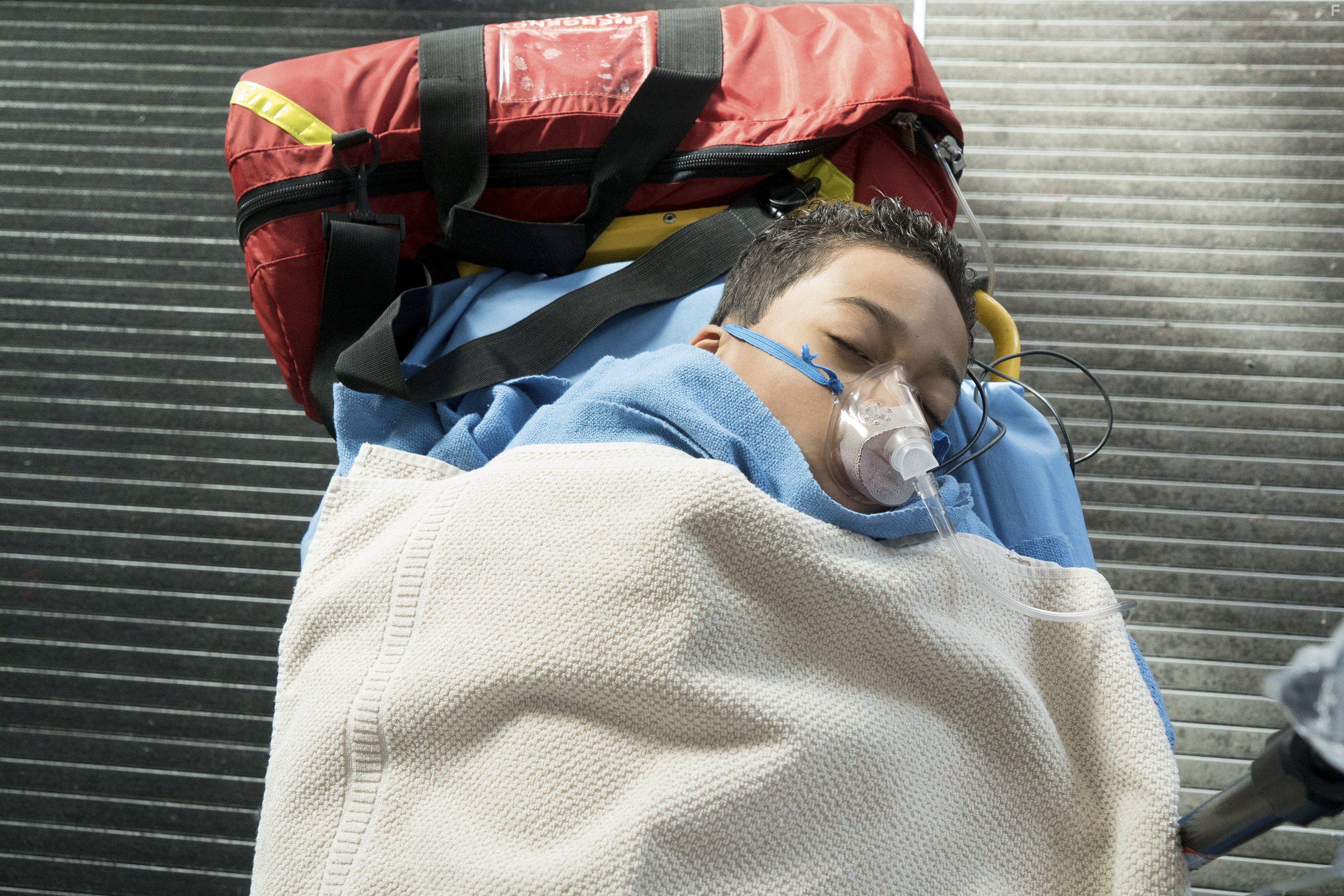 Freddie Highmore and Richard Schiff in The Good Doctor (2017)