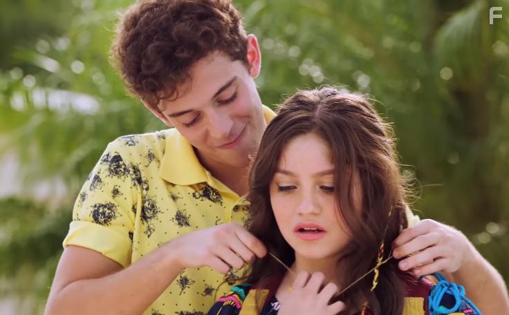 Karol Sevilla and Ruggero Pasquarelli in Soy Luna (2016)