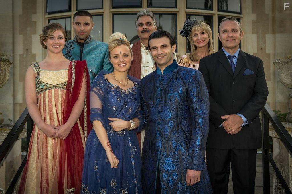 Laura Aikman, Mark Moraghan, Sam Vincenti, Cloudia Swann, and Shide Boss in Amar Akbar & Tony (2015)