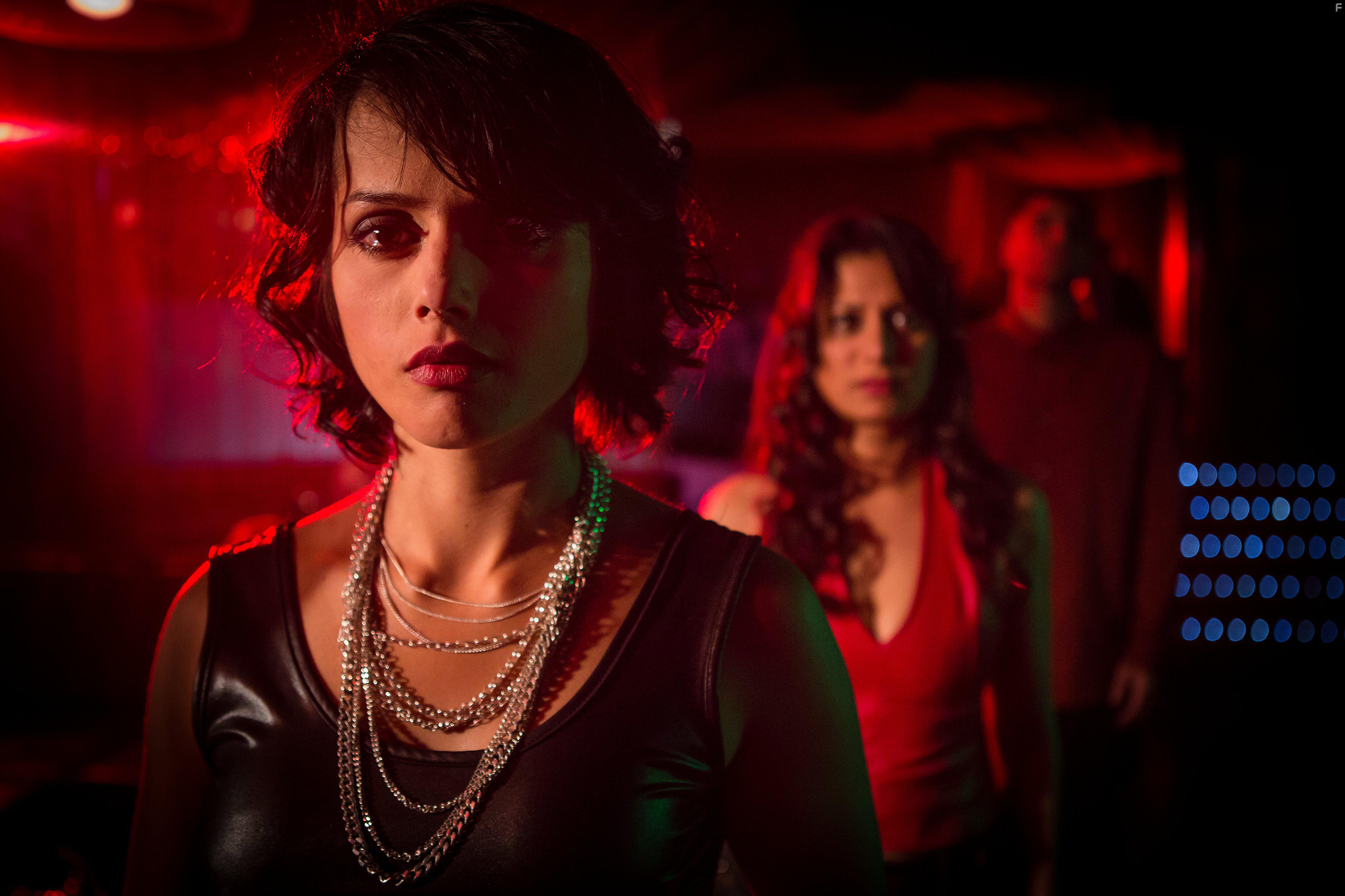 Амар, Акбар и Энтони