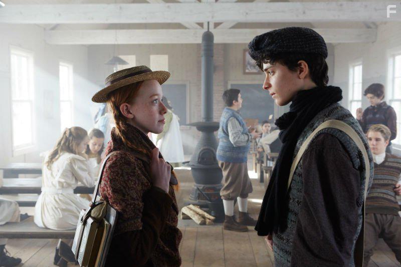 Christian Martyn, Ella Jonas Farlinger, Jacob Horsley, Lucas Jade Zumann, Amybeth McNulty, Lia Pappas-Kemps, and Jacob Ursomarzo in Anne with an E (2017)