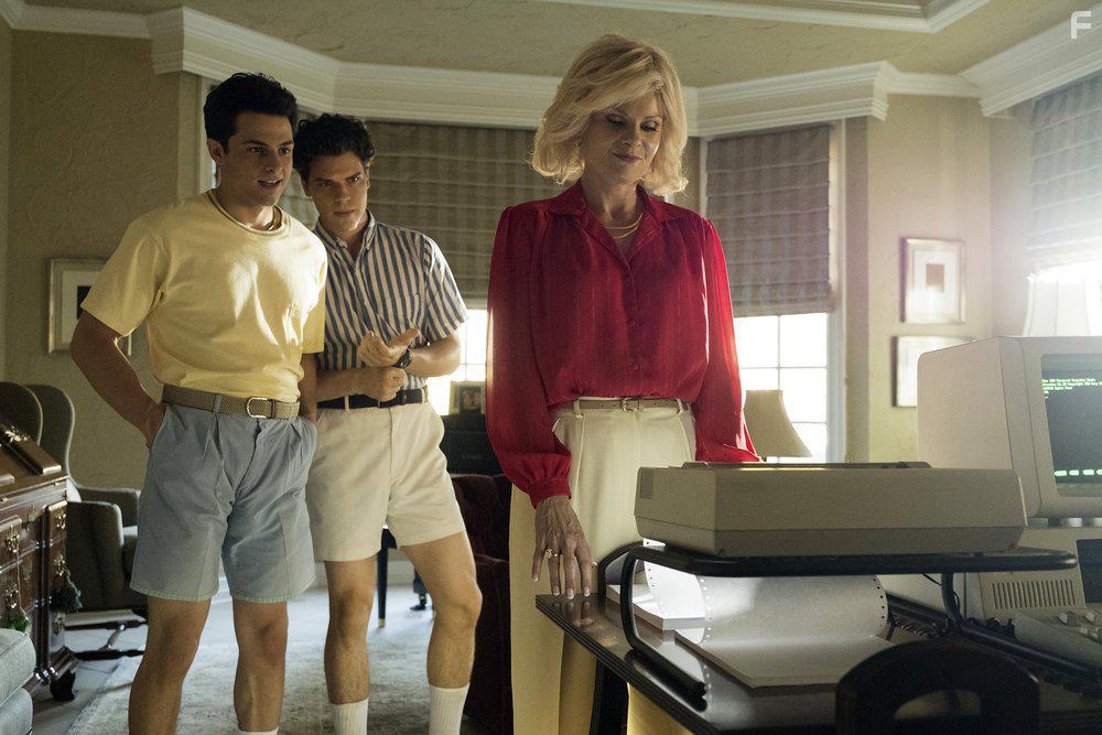 Lolita Davidovich, Gus Halper, and Zach Tinker in Law & Order True Crime (2017)