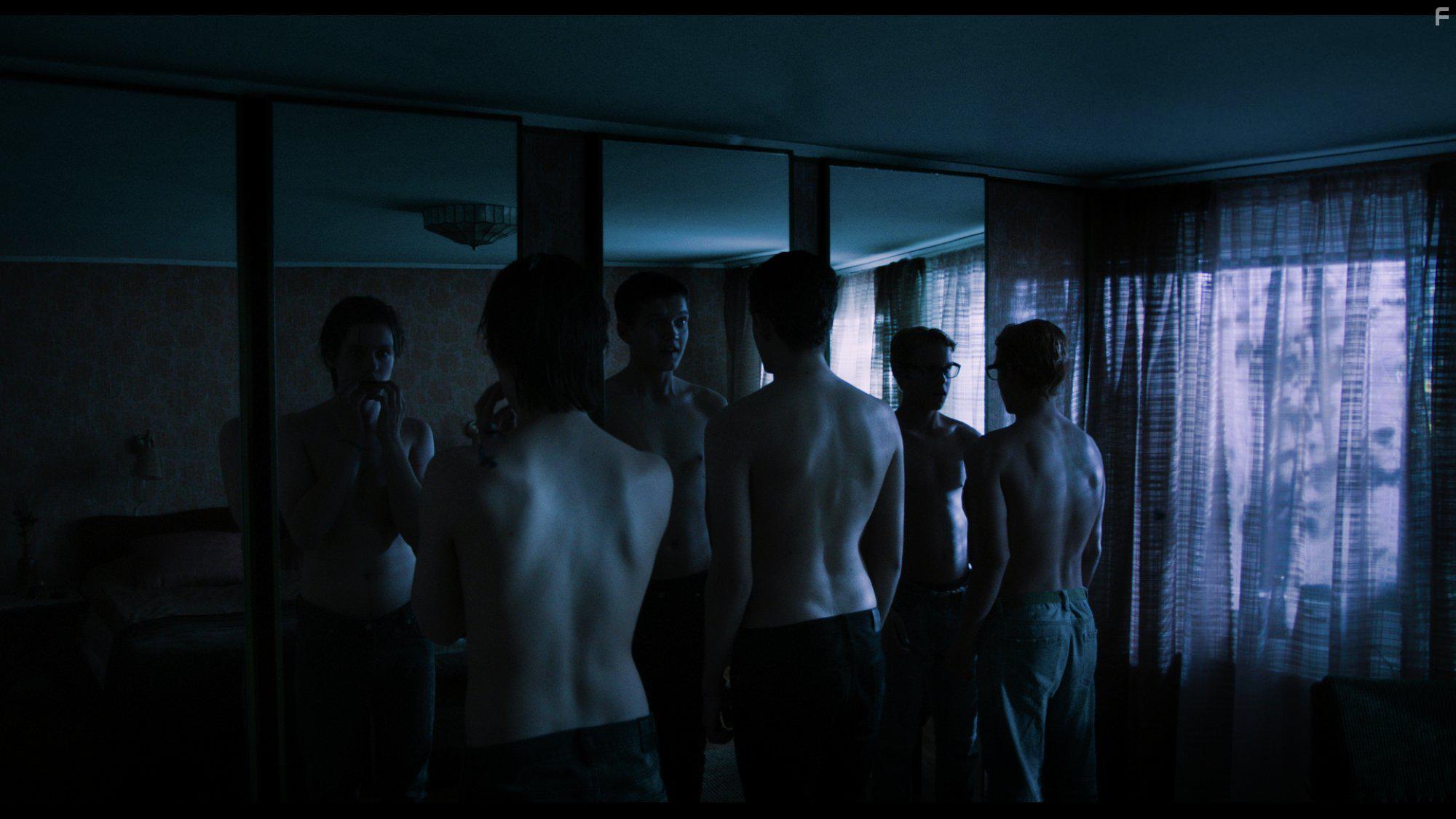 Emrik hlander, Alexander Gustavsson, and Vilgot Ostwald Vesterlund in Pojkarna (2015)