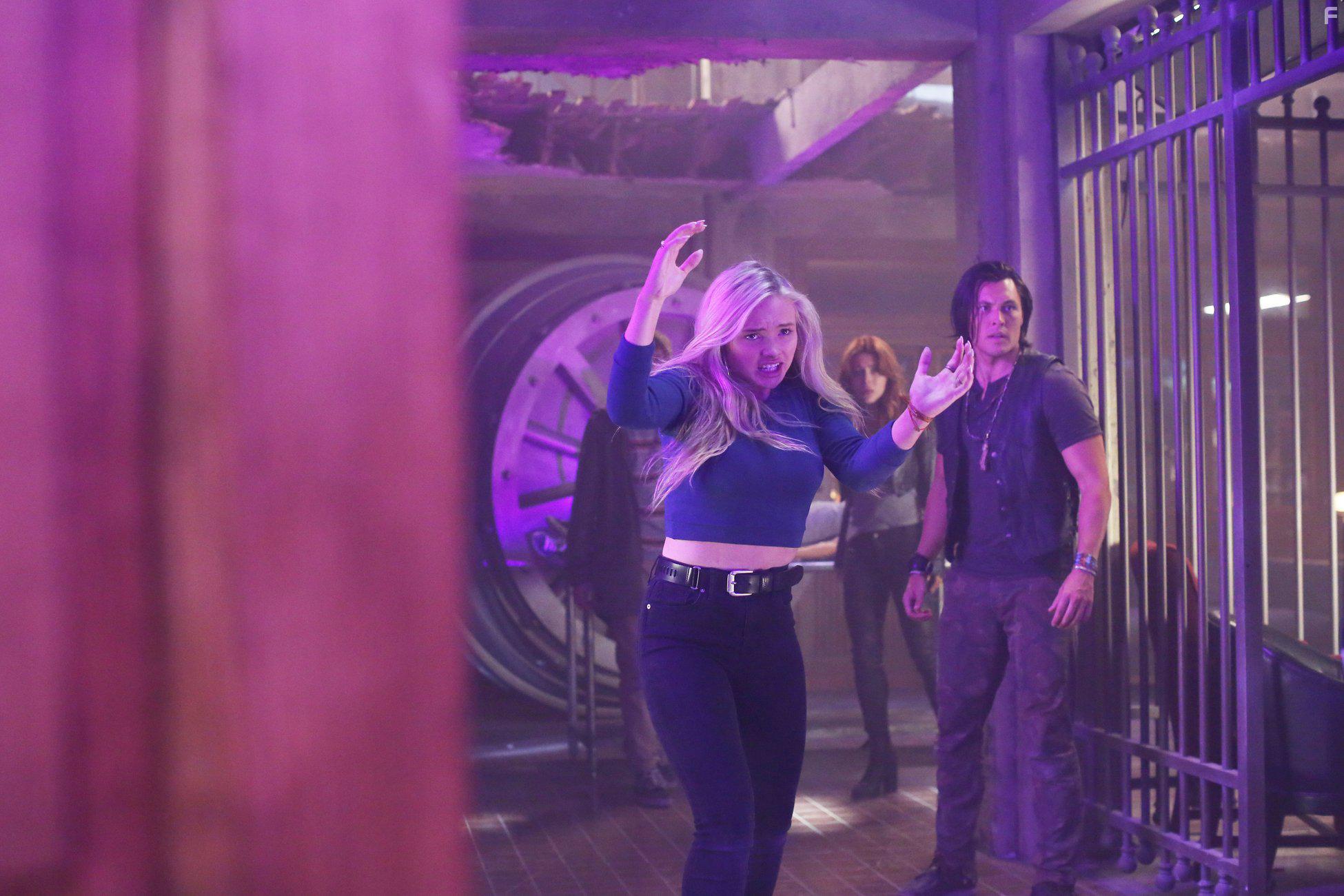 Natalie Alyn Lind in The Gifted (2017)