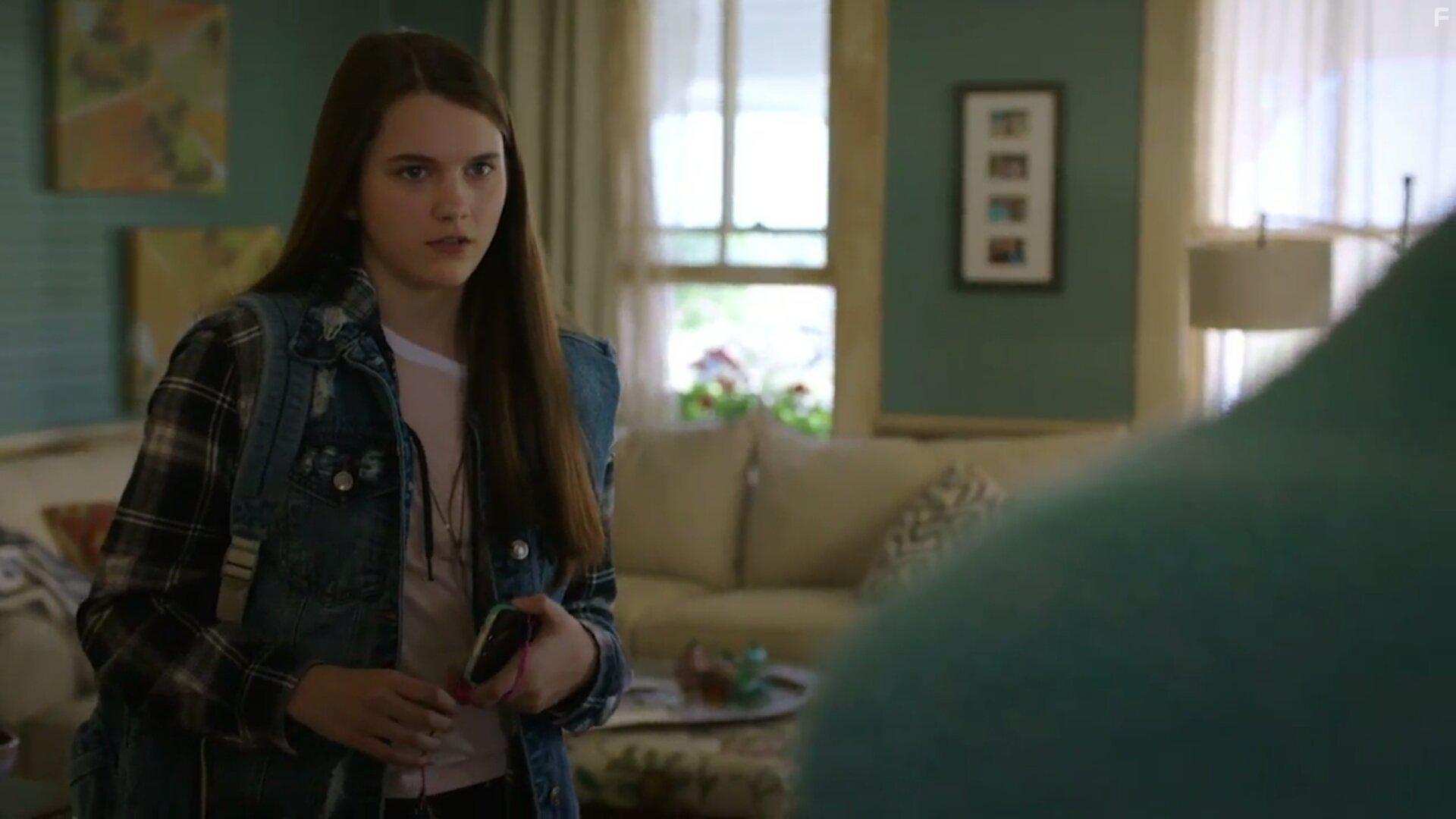 Chloe East in Kevin (Probably) Saves the World (2017)