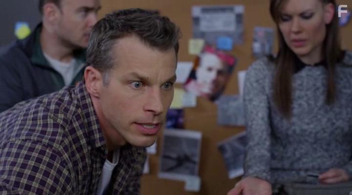 Mark Lutz, Lochlyn Munro, and Anna Van Hooft in Meteor Assault (2015)