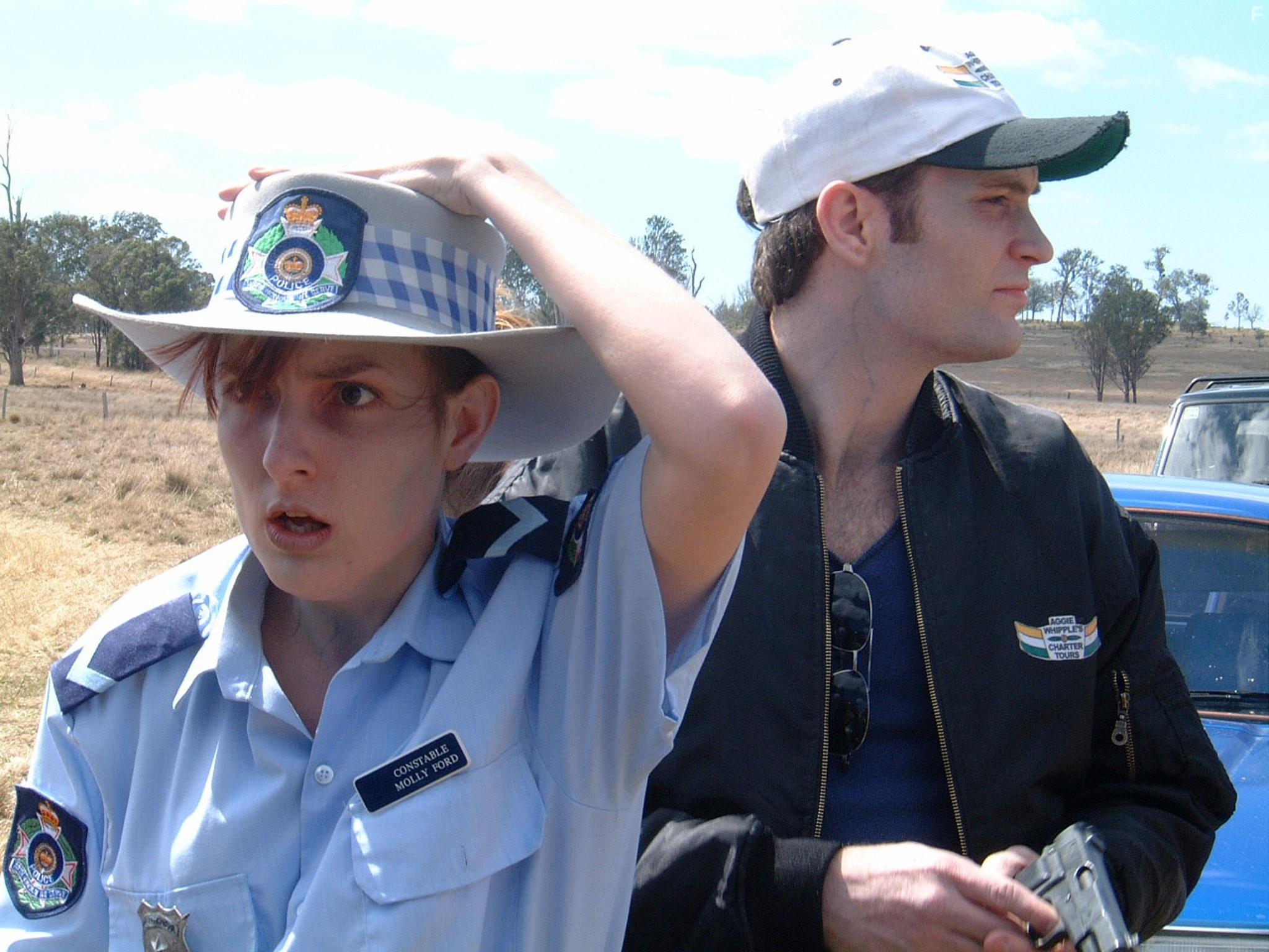 Rob Jenkins and Emma Randall in Boсставшие из мертвых (2003)