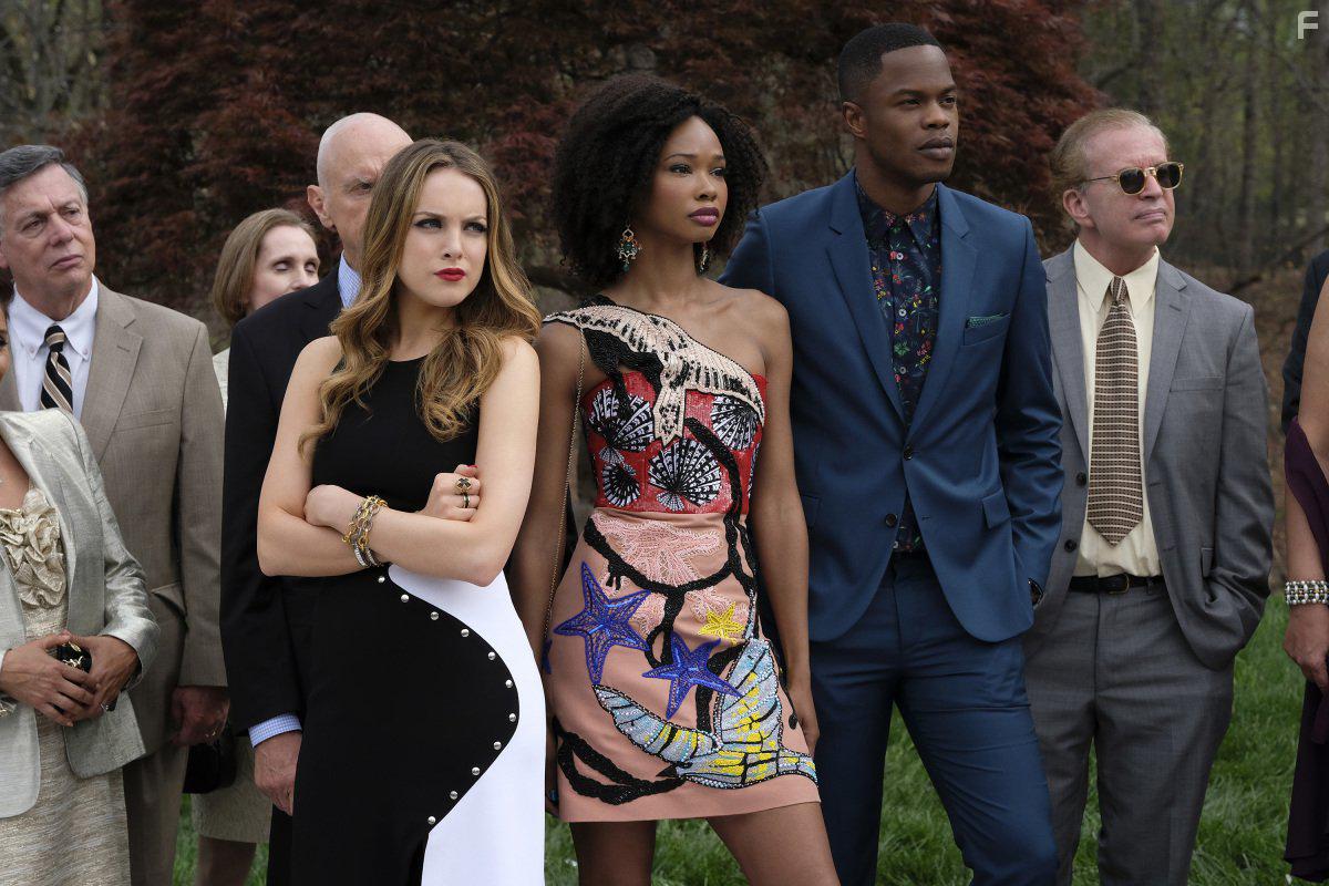 Elizabeth Gillies, Wakeema Hollis, and Sam Adegoke in Dynasty (2017)