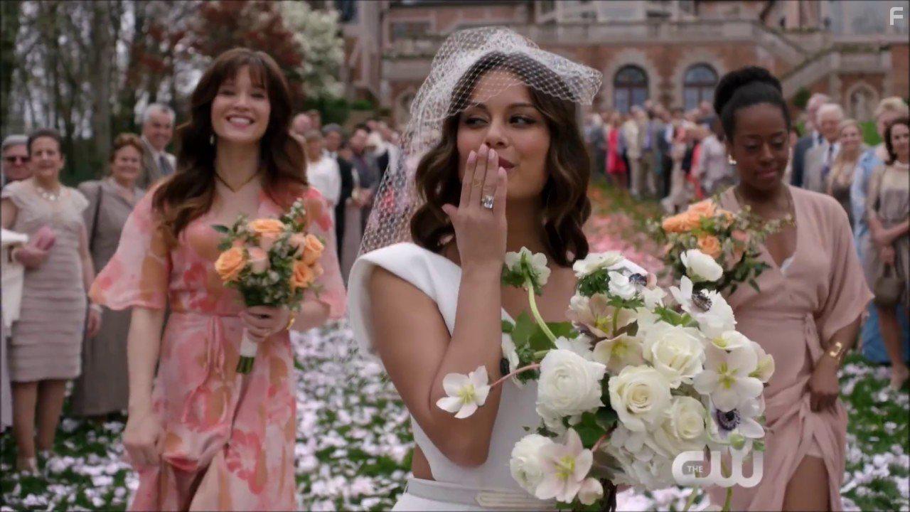 Nathalie Kelley in Dynasty (2017)