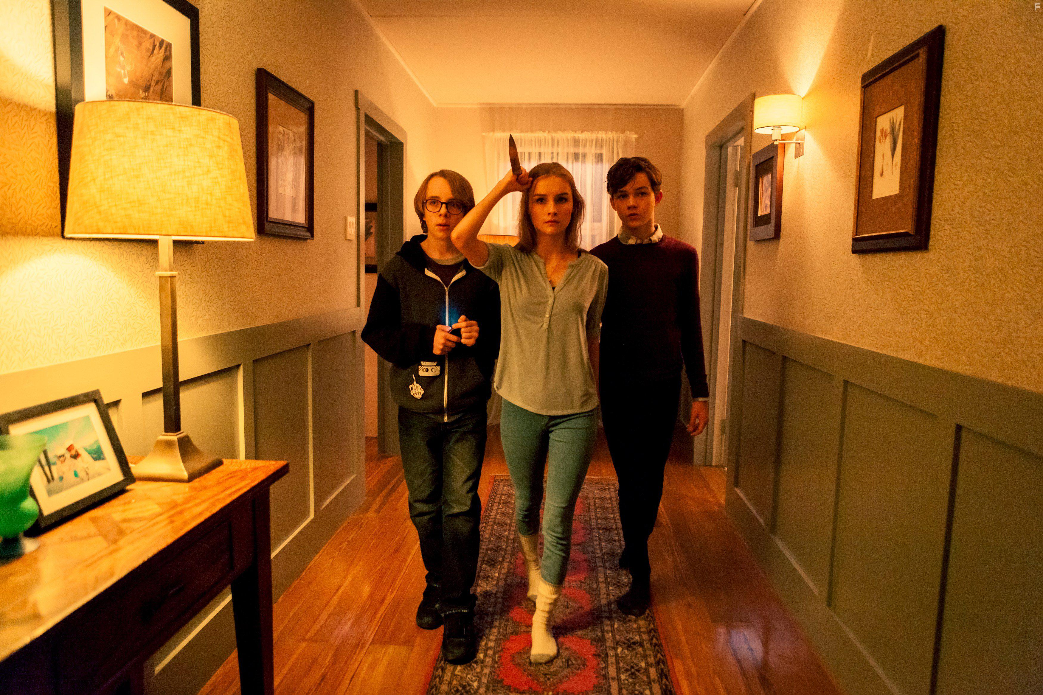 Ed Oxenbould, Olivia DeJonge, and Levi Miller in Better Watch Out (2016)