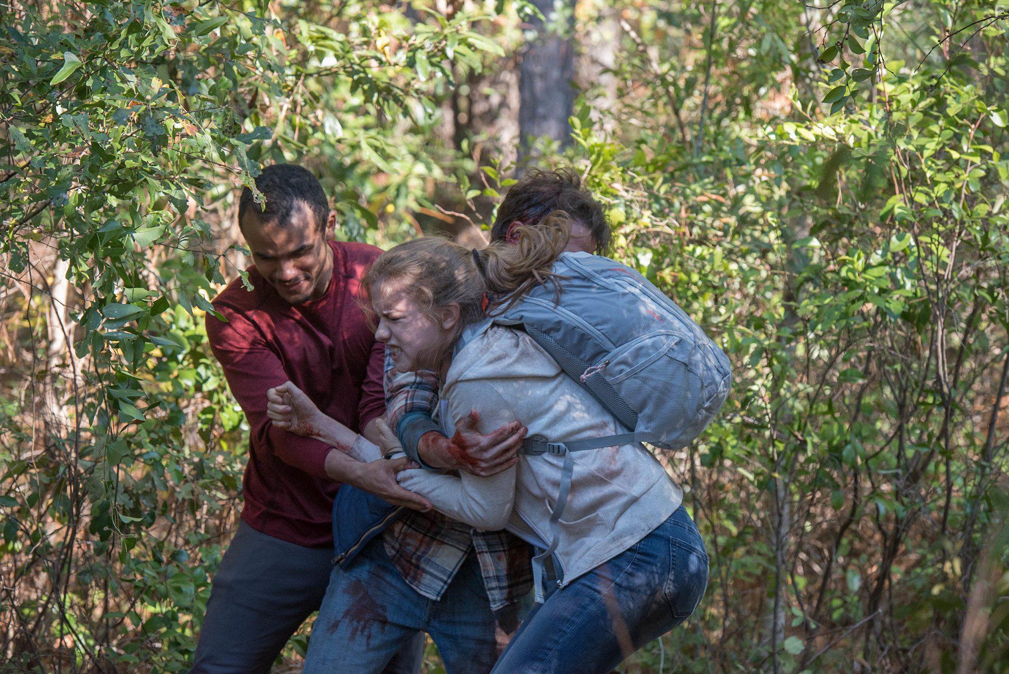 Ellar Coltrane, Willa Fitzgerald, and Jacob Artist in Blood Money (2017)